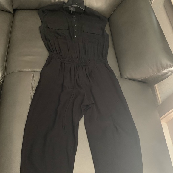 Black Sleeveless Jumpsuit - Picture 4 of 4